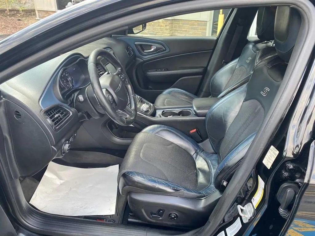used 2015 Chrysler 200 car