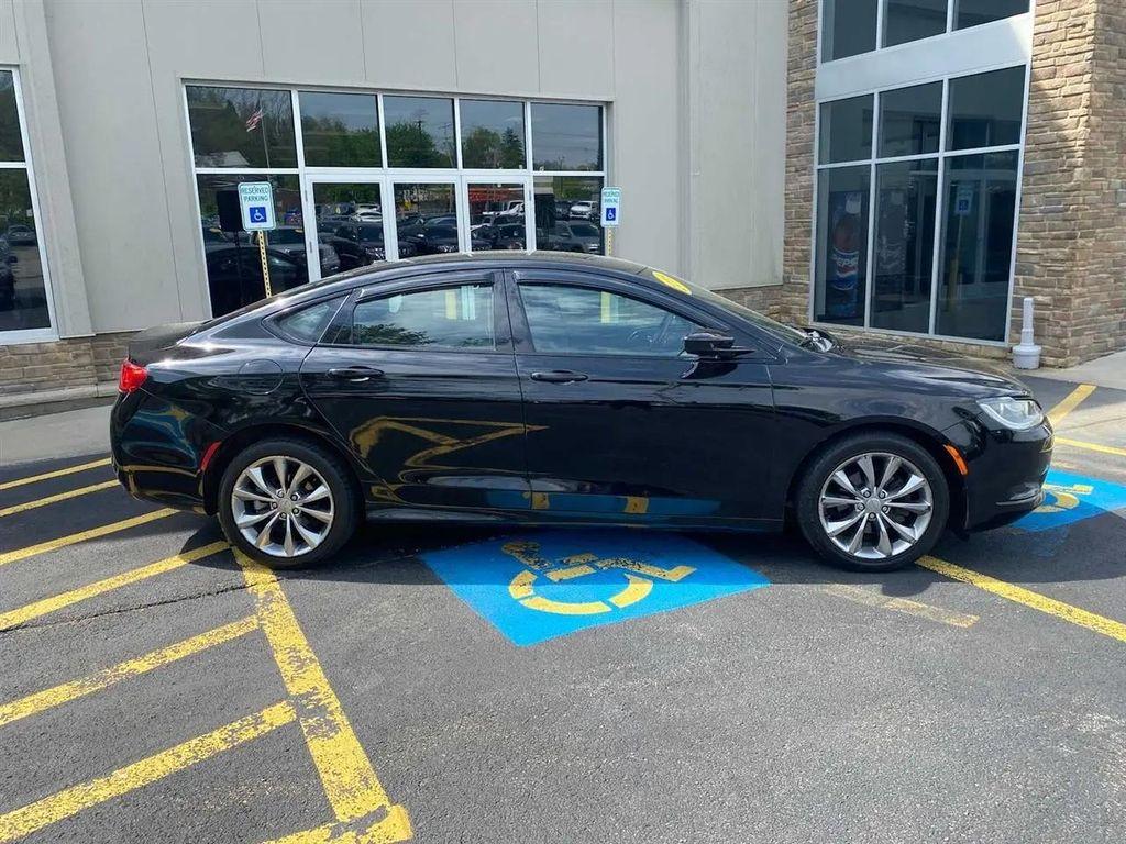 used 2015 Chrysler 200 car