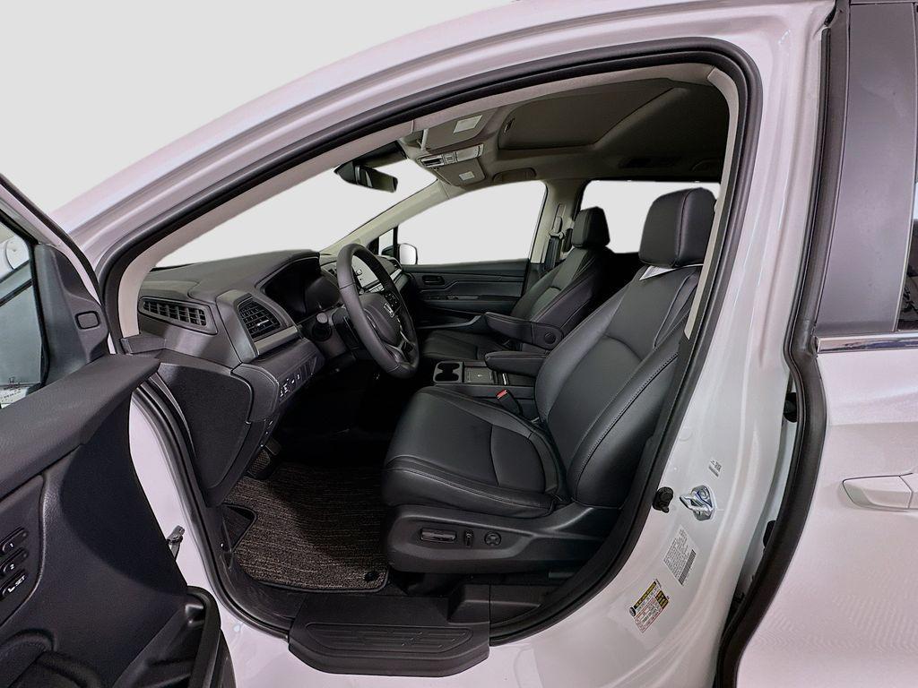 new 2026 Honda Odyssey car, priced at $44,745