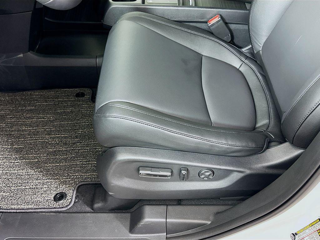 new 2026 Honda Odyssey car, priced at $44,745