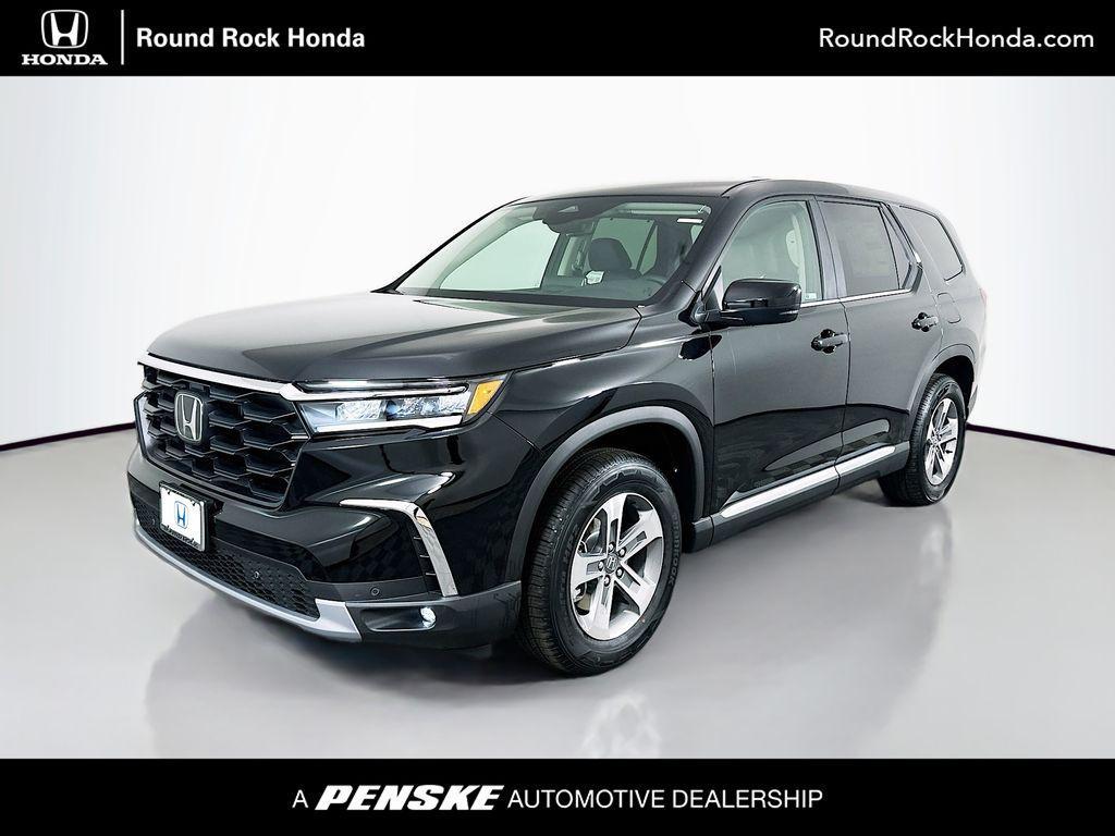 new 2025 Honda Pilot car, priced at $45,725