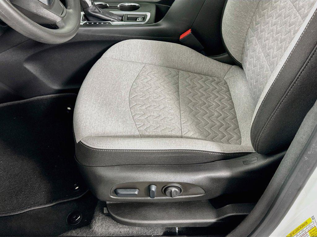 used 2022 Chevrolet Equinox car, priced at $17,546