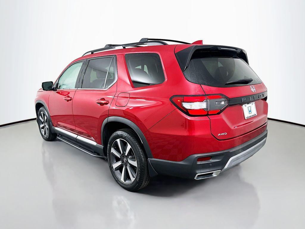 used 2023 Honda Pilot car, priced at $42,300