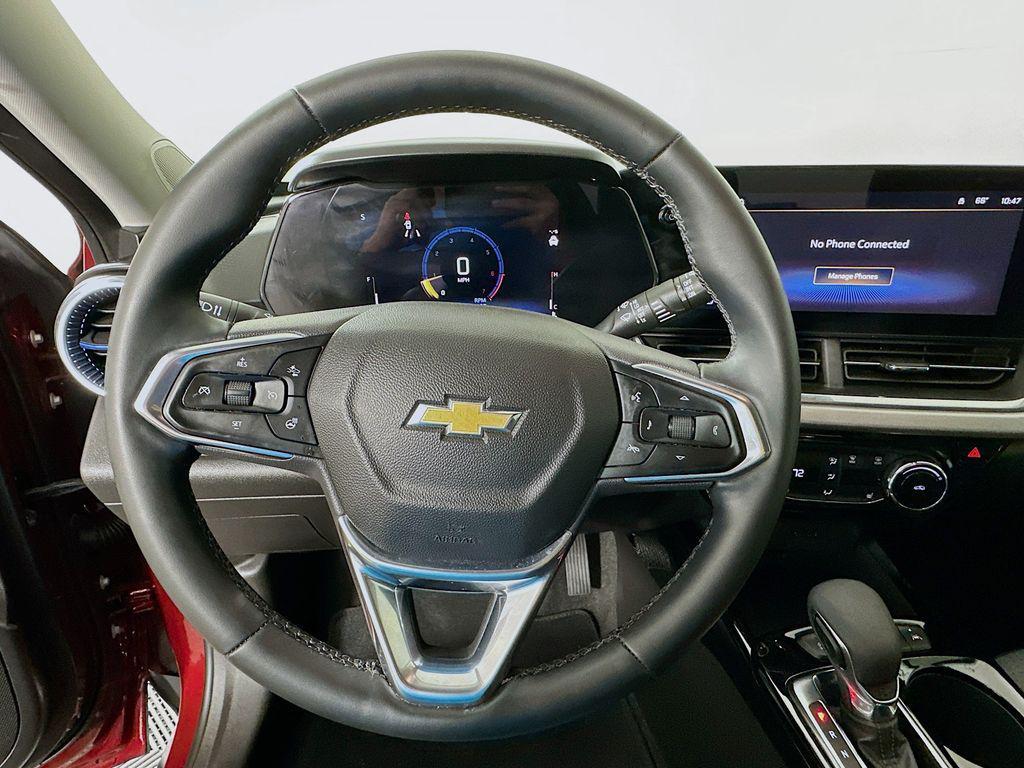 used 2024 Chevrolet Trax car, priced at $19,000