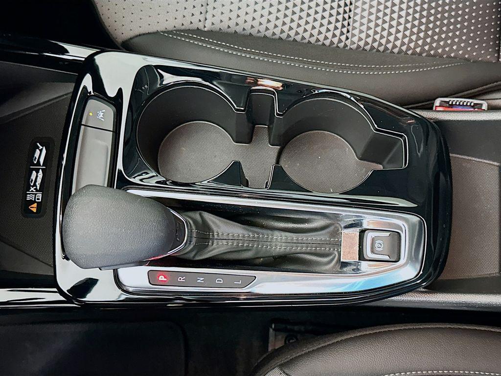 used 2024 Chevrolet Trax car, priced at $19,000