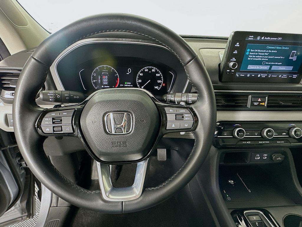 used 2023 Honda Pilot car, priced at $33,100