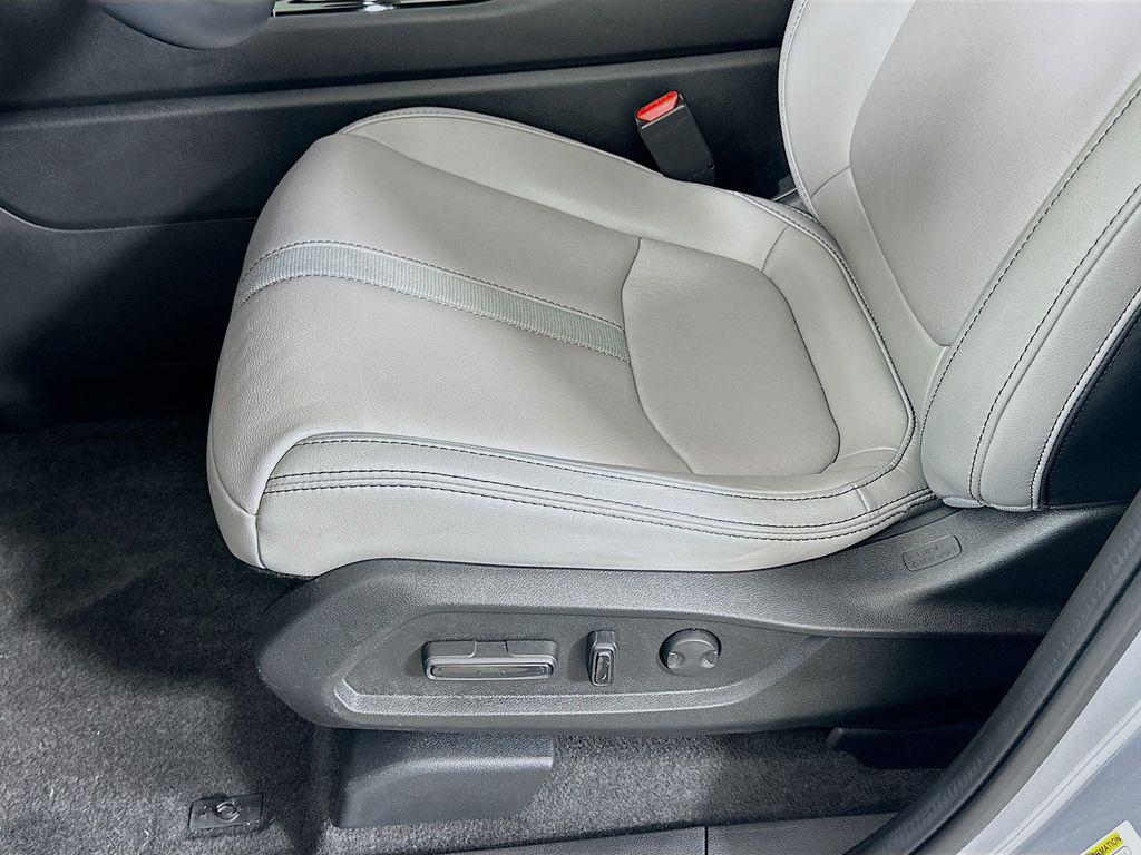 used 2023 Honda Pilot car, priced at $33,100