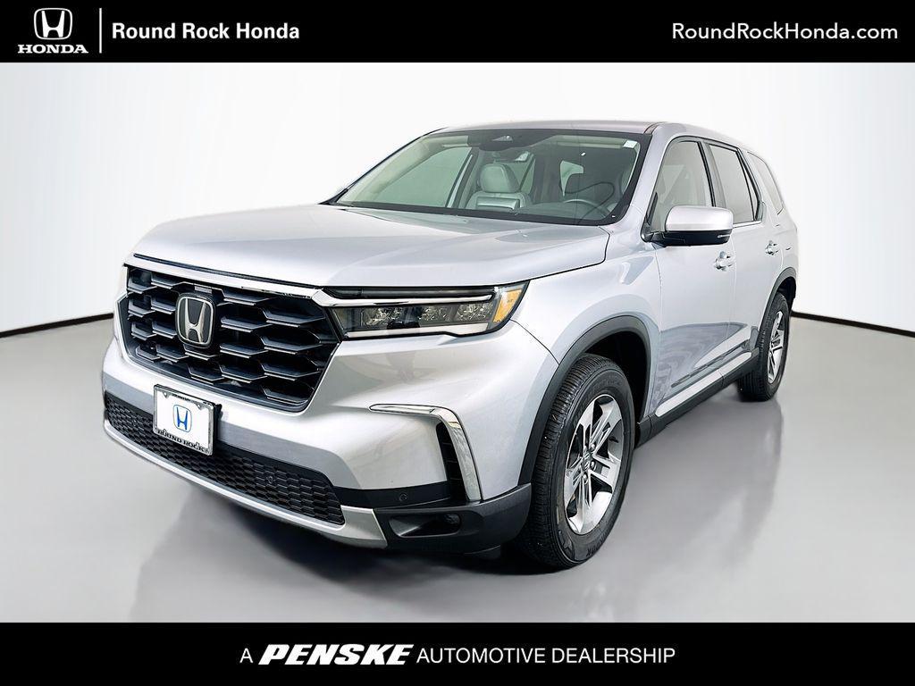 used 2023 Honda Pilot car, priced at $33,100