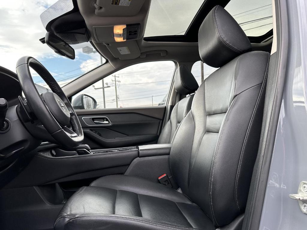 used 2021 Nissan Rogue car, priced at $21,995