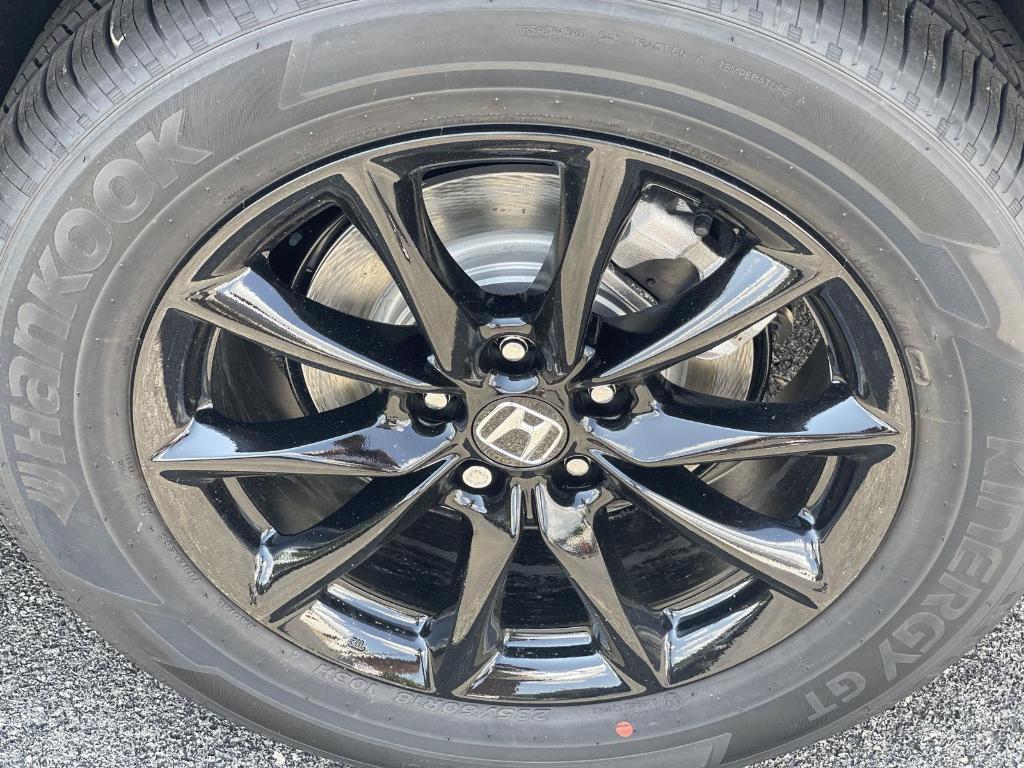 new 2026 Honda CR-V Hybrid car, priced at $38,580