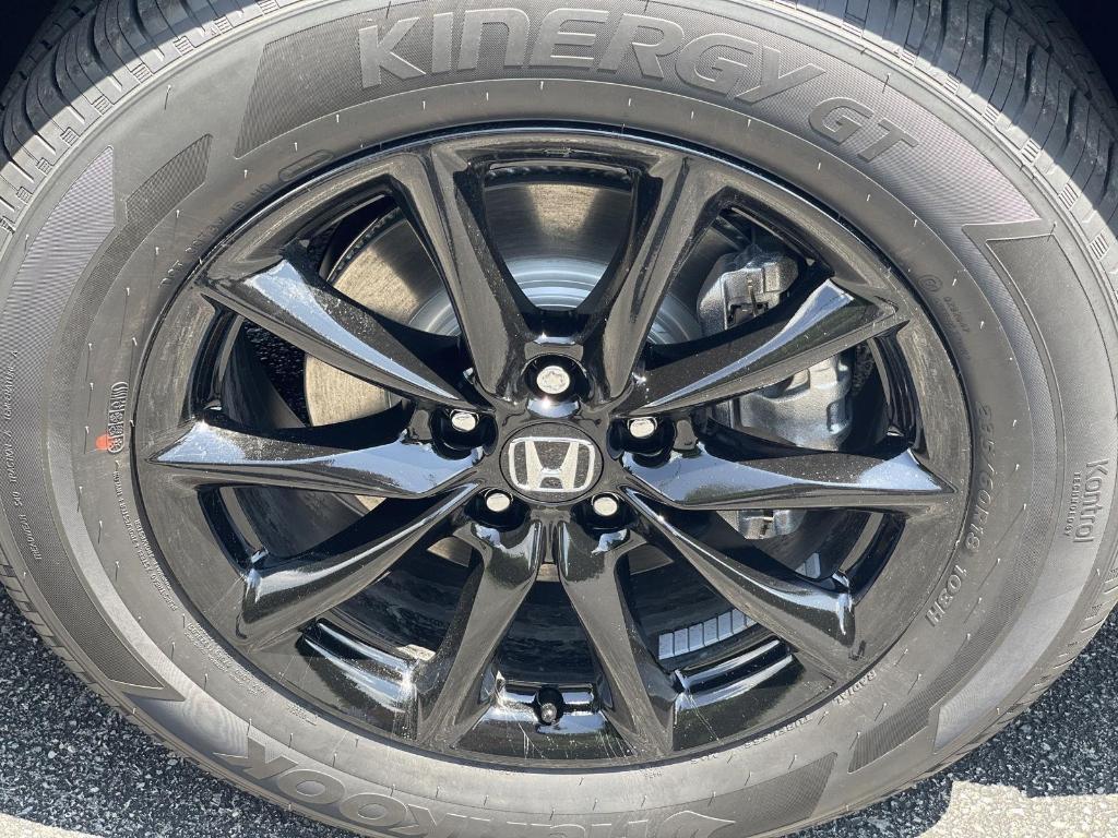 new 2026 Honda CR-V Hybrid car, priced at $38,580