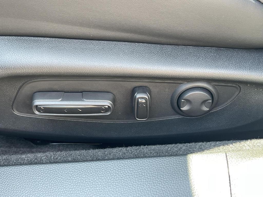 new 2025 Honda Accord Hybrid car, priced at $38,147