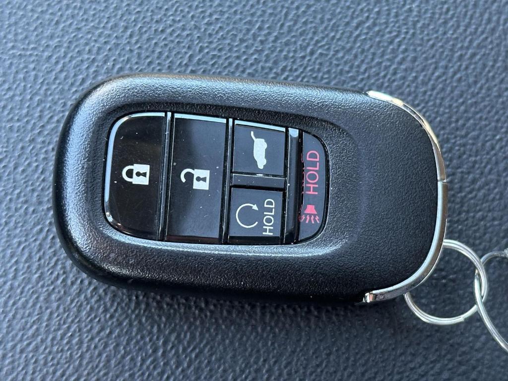 used 2025 Honda CR-V car, priced at $32,995