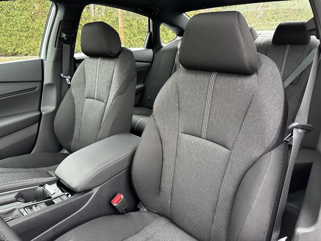 new 2025 Honda Accord Hybrid car, priced at $35,305