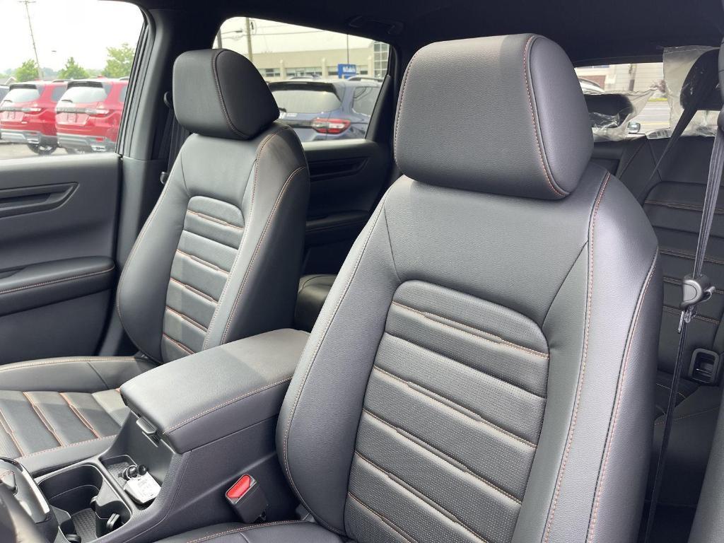 new 2026 Honda CR-V Hybrid car, priced at $41,675