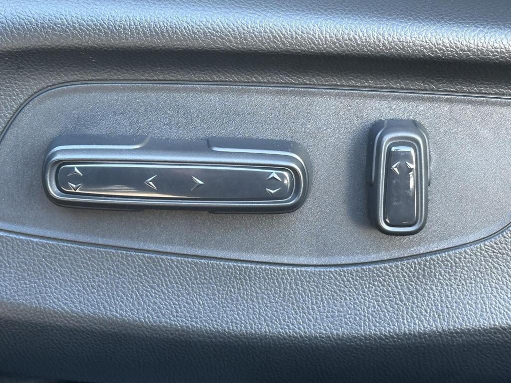 new 2026 Honda HR-V car, priced at $33,755