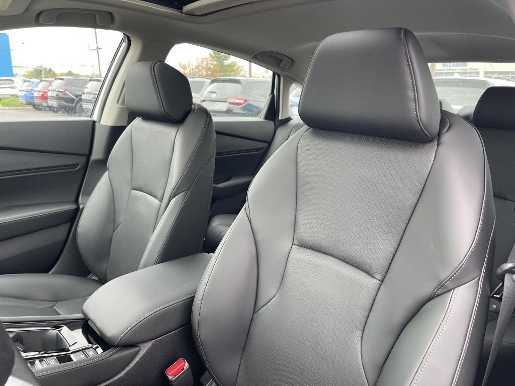 new 2025 Honda Accord Hybrid car, priced at $38,147