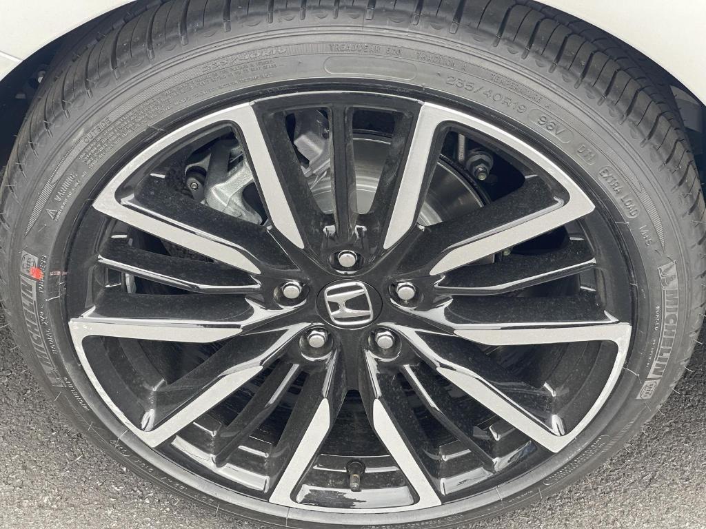 new 2025 Honda Accord Hybrid car, priced at $38,147