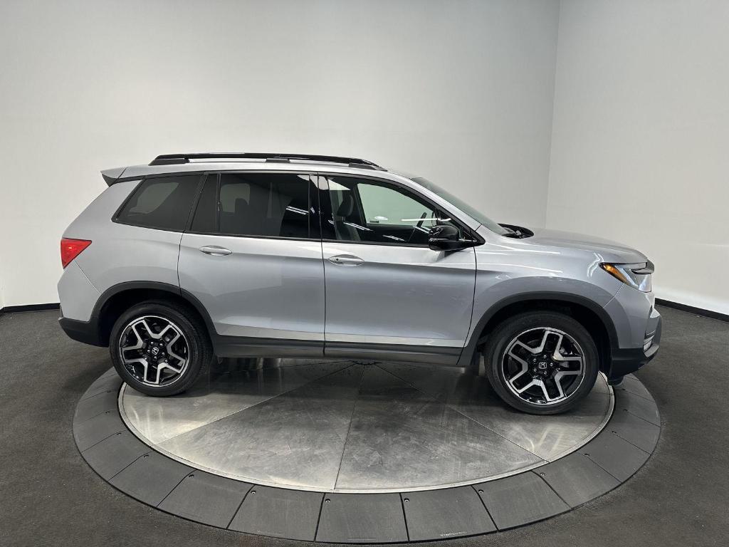 used 2022 Honda Passport car, priced at $33,995