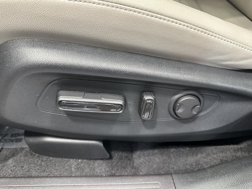 used 2025 Honda CR-V car, priced at $33,495