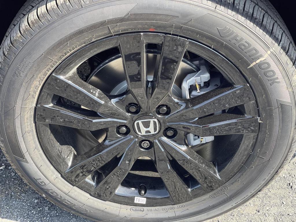 new 2026 Honda HR-V car, priced at $31,250