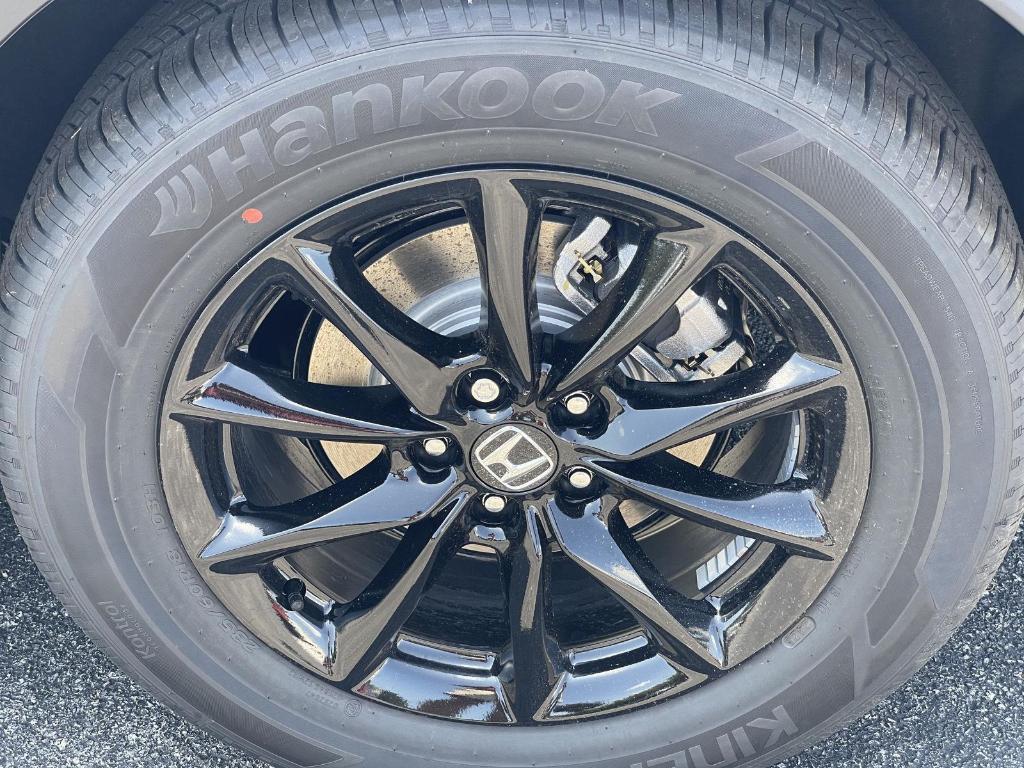 new 2026 Honda CR-V Hybrid car, priced at $39,035