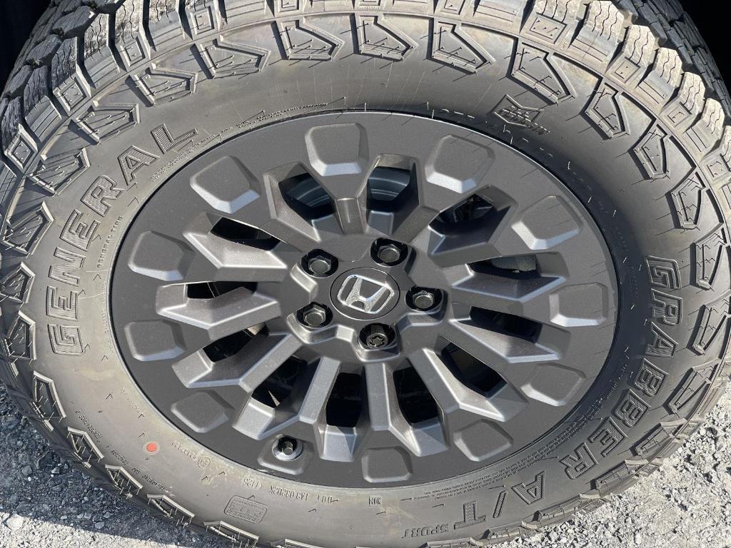 new 2026 Honda Passport car, priced at $50,165