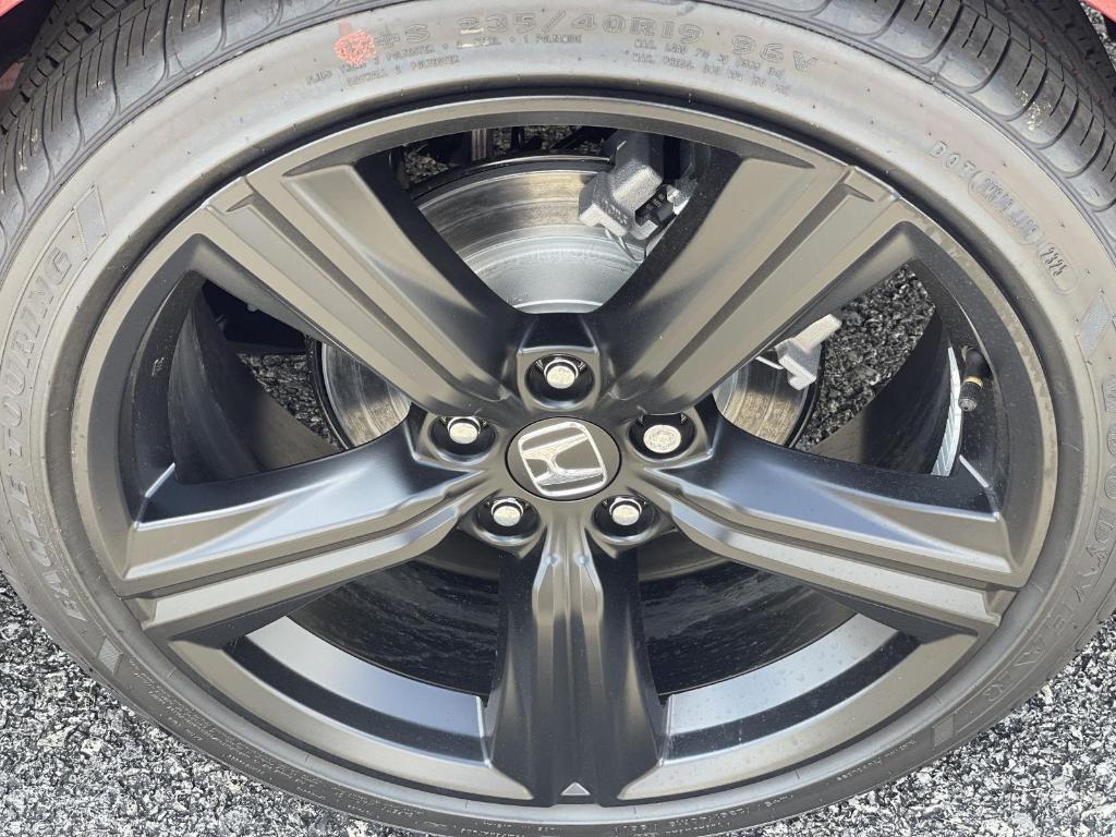 new 2025 Honda Accord Hybrid car, priced at $35,212