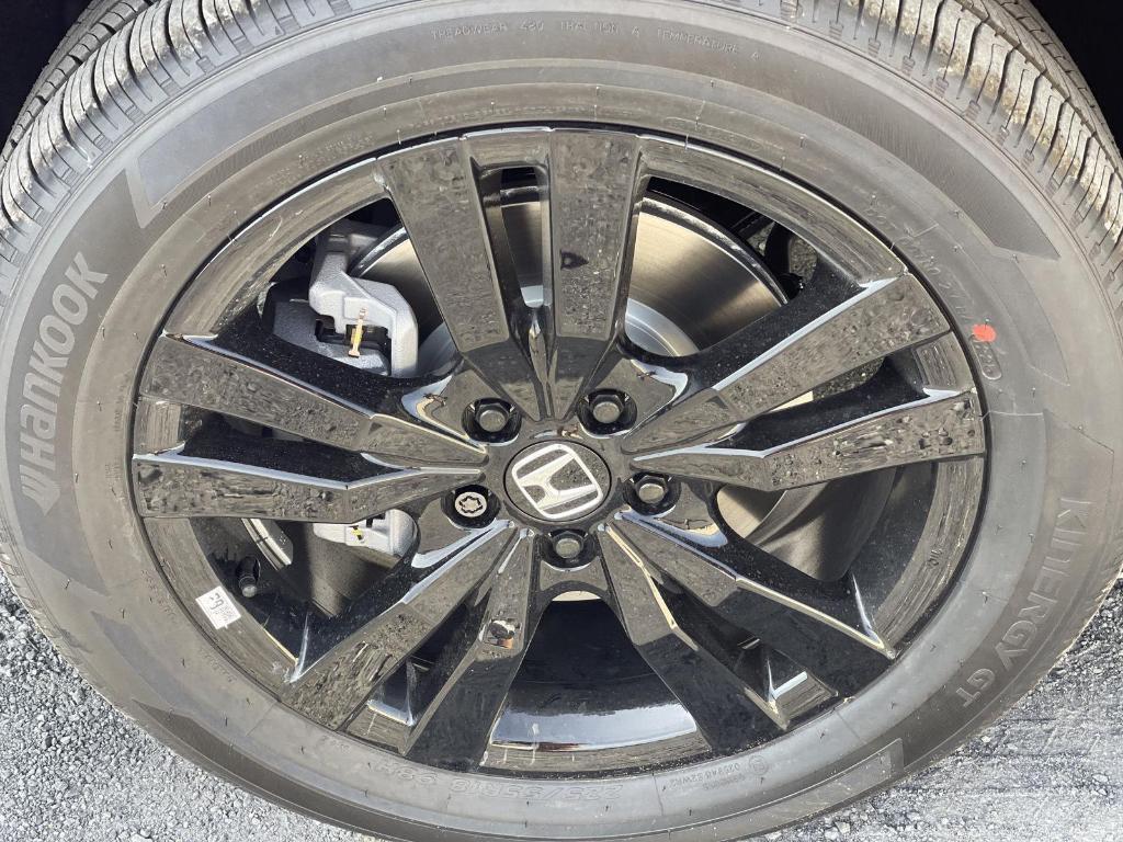 new 2026 Honda HR-V car, priced at $30,950