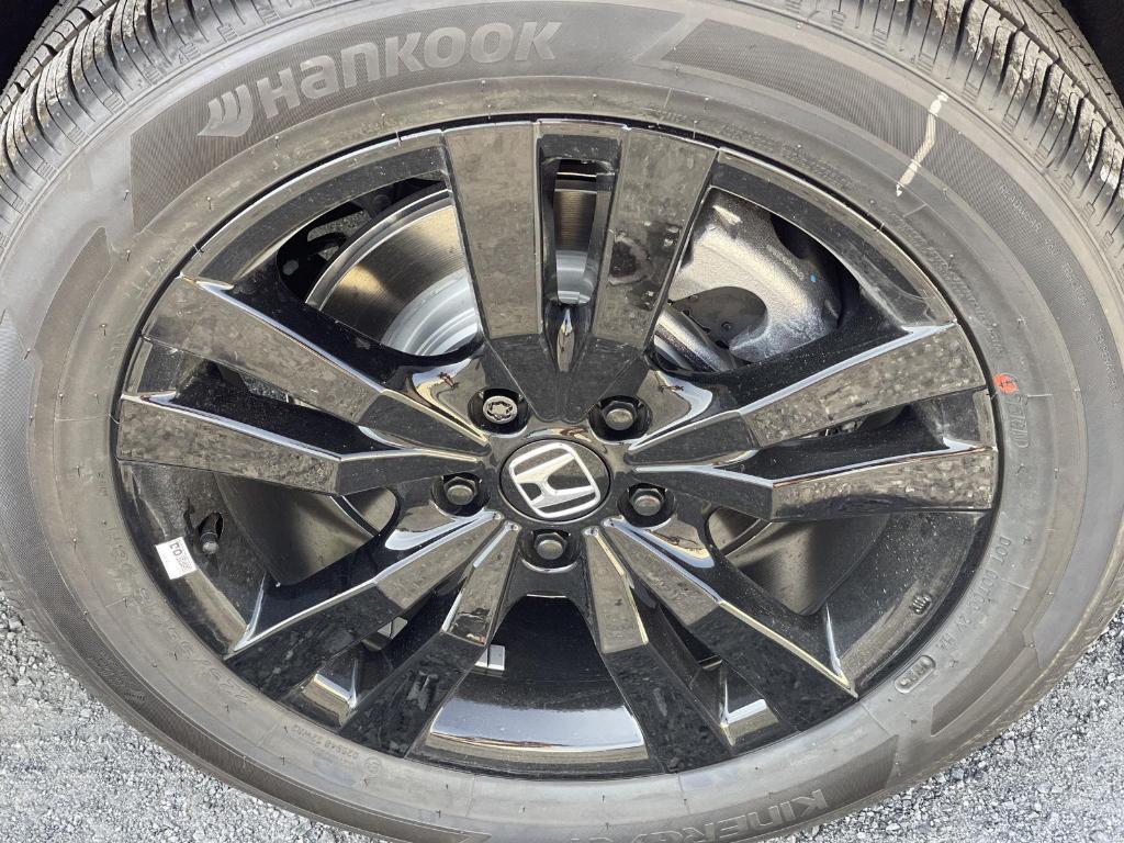 new 2026 Honda HR-V car, priced at $30,950