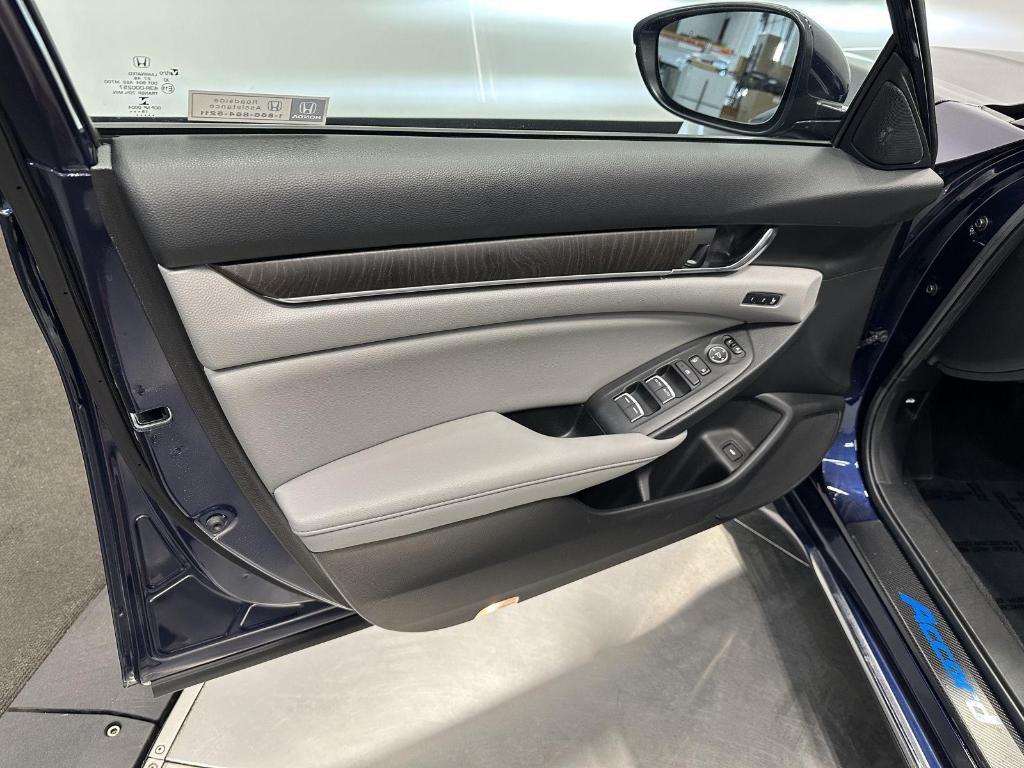 used 2020 Honda Accord Hybrid car, priced at $22,285