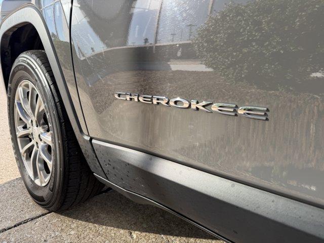 used 2021 Jeep Cherokee car, priced at $18,950