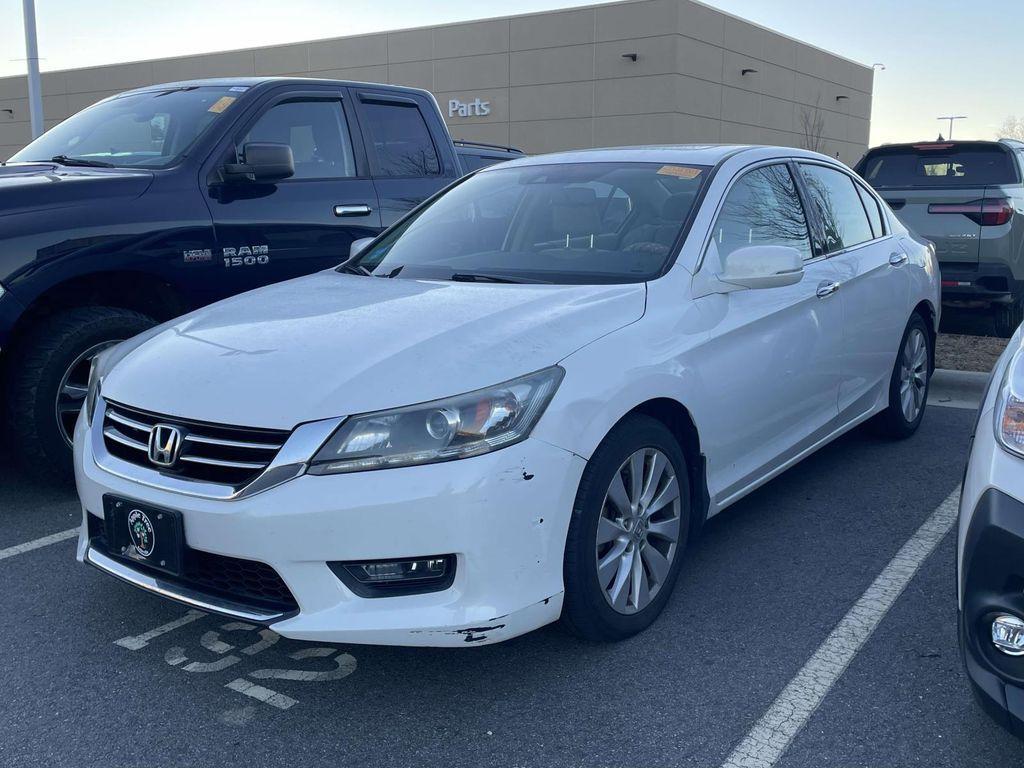 used 2015 Honda Accord car, priced at $18,154