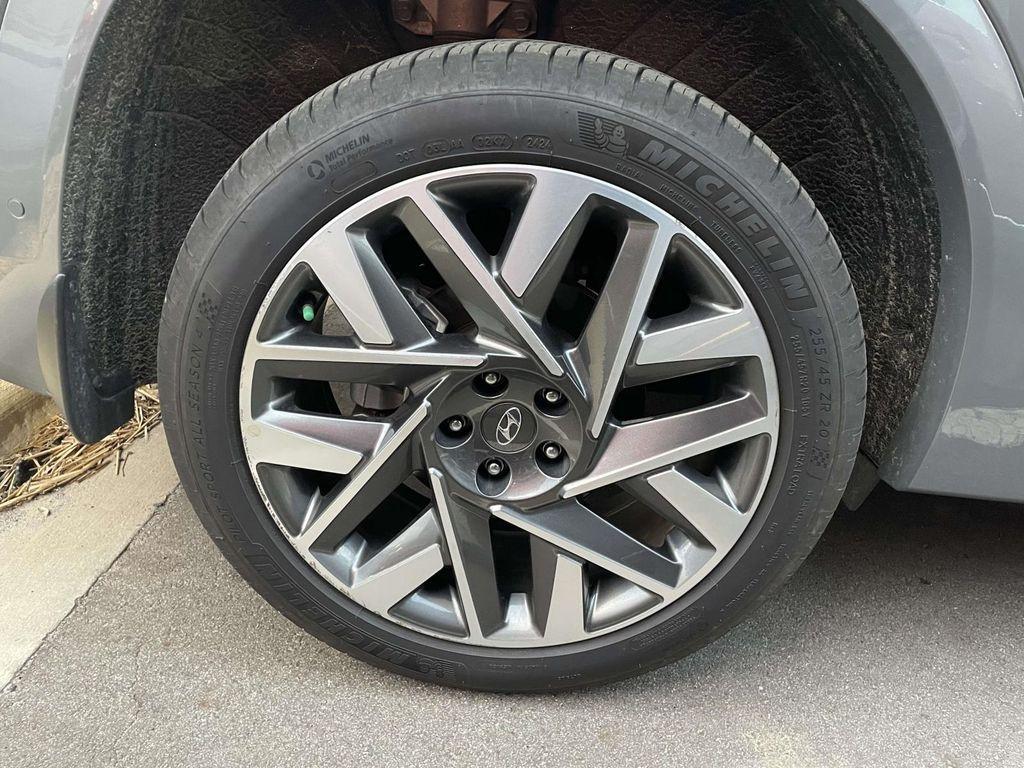 used 2023 Hyundai Santa Fe car, priced at $29,600