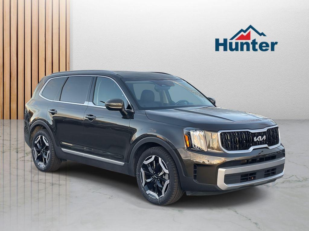 used 2023 Kia Telluride car, priced at $32,008