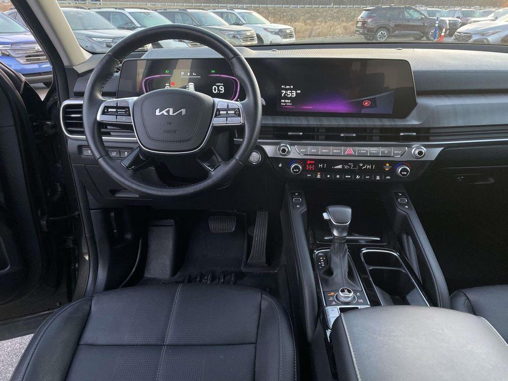 used 2023 Kia Telluride car, priced at $32,008