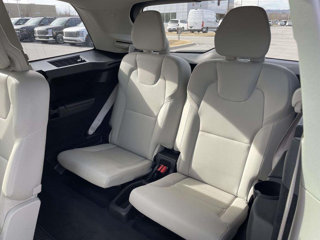 used 2023 Volvo XC90 Recharge Plug-In Hybrid car, priced at $45,271