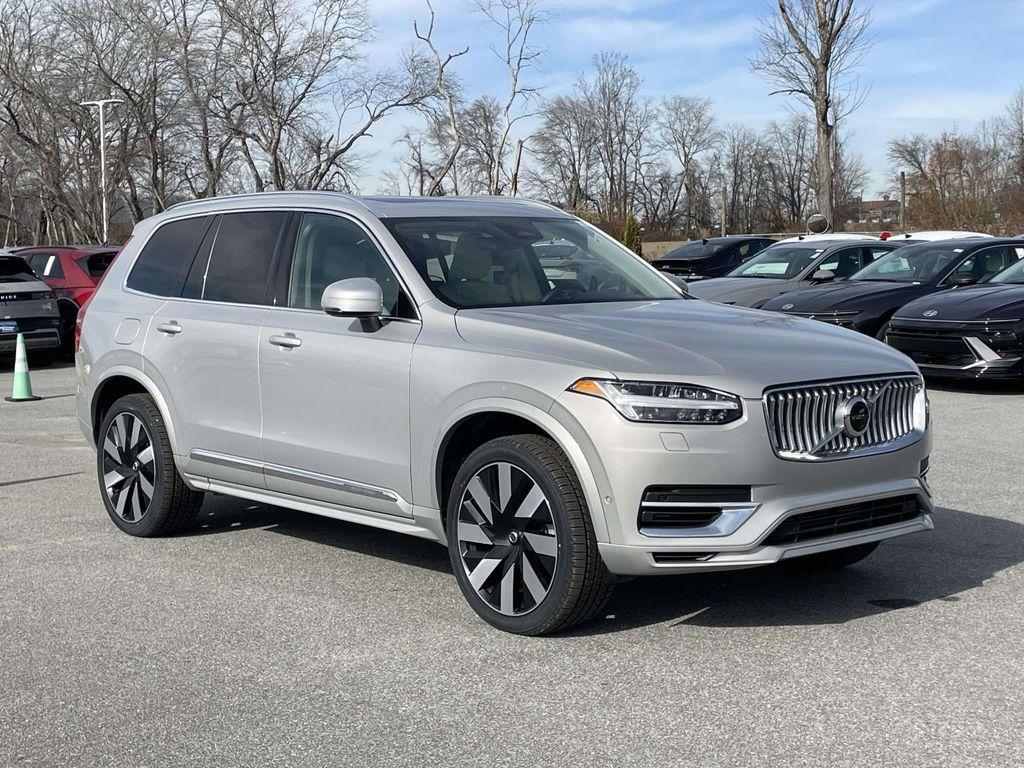 used 2023 Volvo XC90 Recharge Plug-In Hybrid car, priced at $45,271
