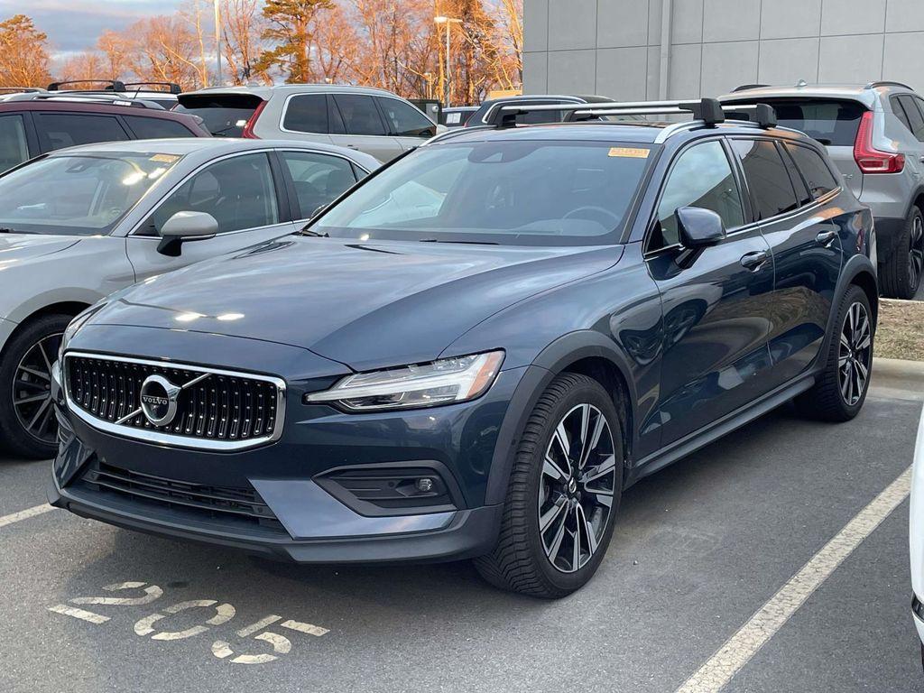 used 2021 Volvo V60 Cross Country car, priced at $26,482