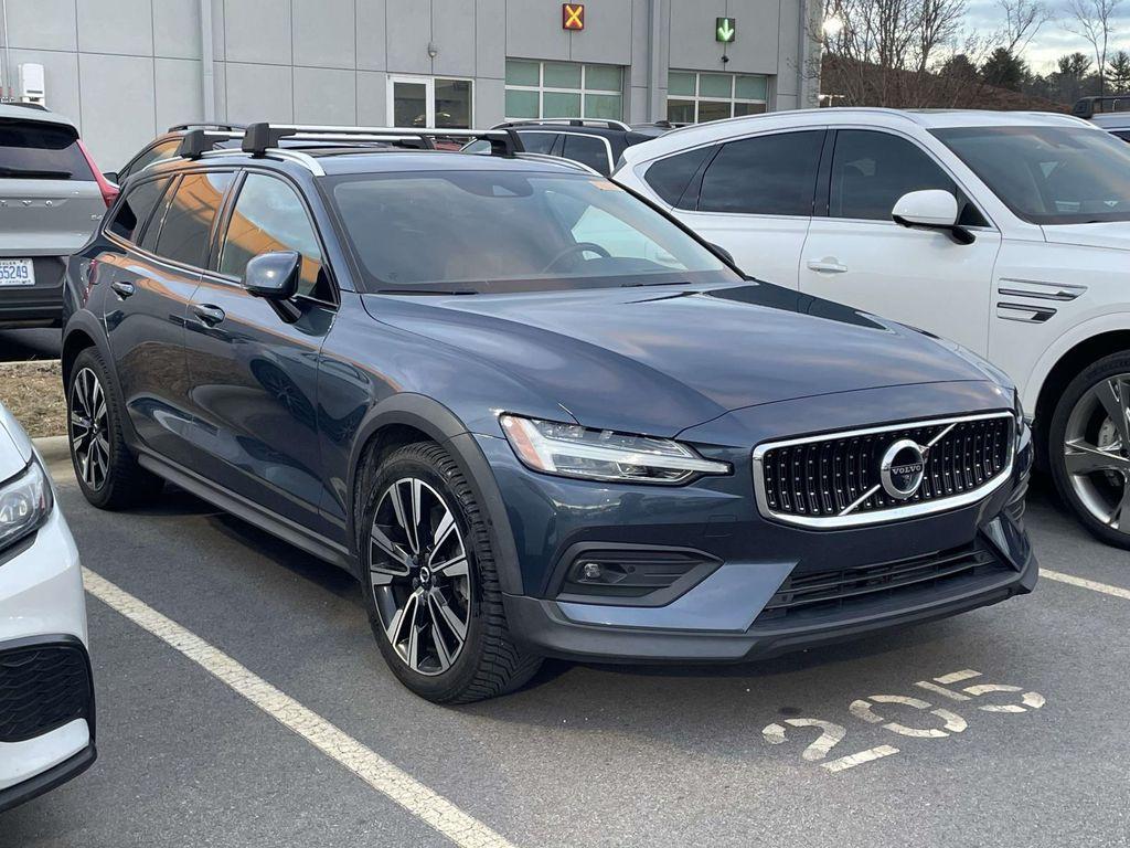 used 2021 Volvo V60 Cross Country car, priced at $26,482
