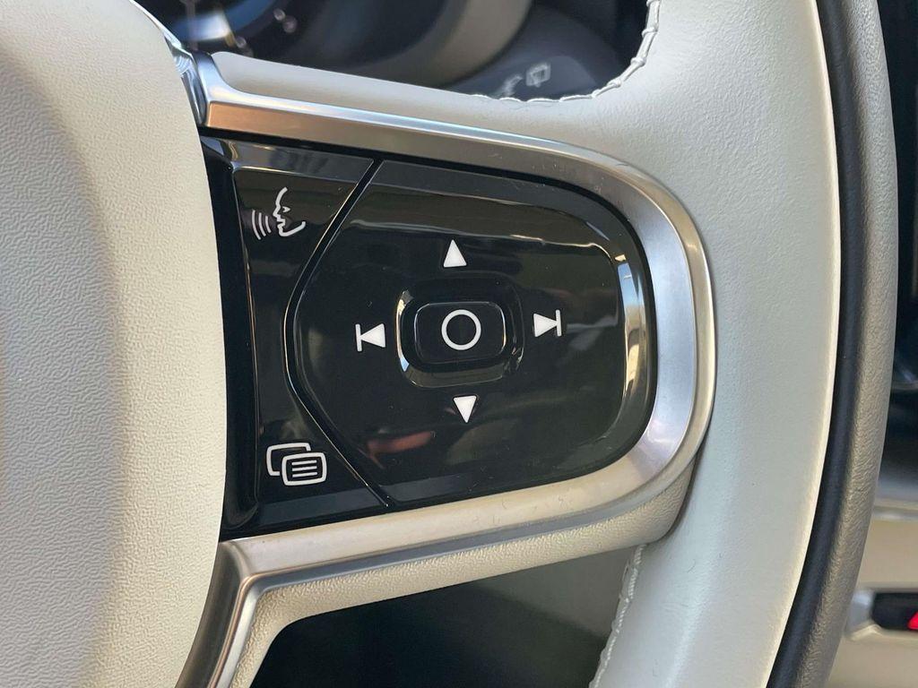 used 2023 Volvo XC60 car, priced at $38,421