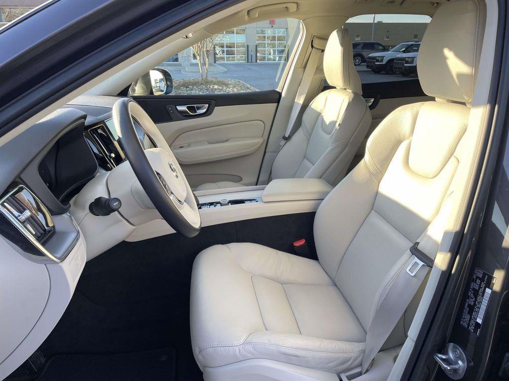 used 2023 Volvo XC60 car, priced at $38,421