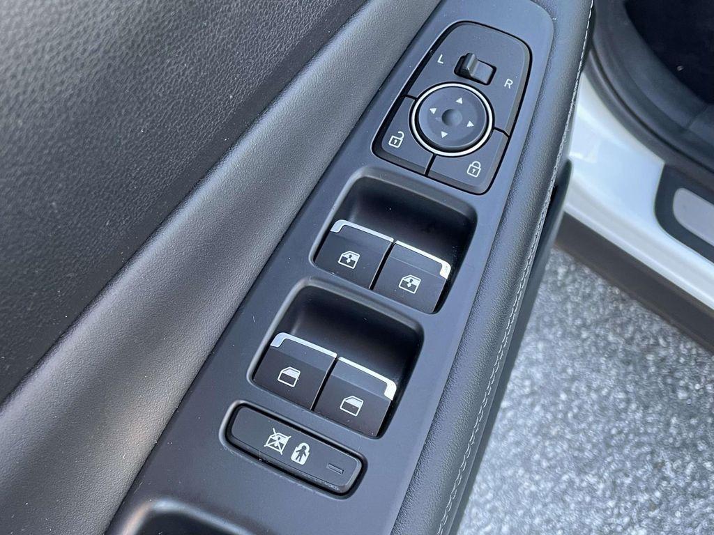 used 2020 Hyundai Santa Fe car, priced at $22,228