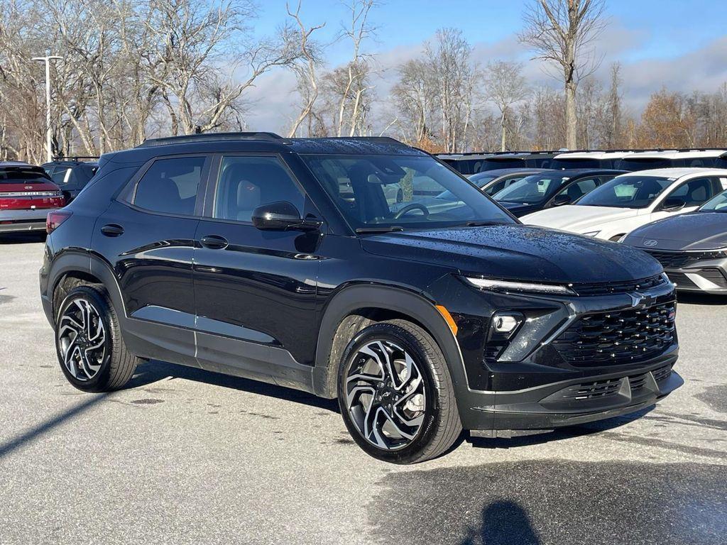 used 2025 Chevrolet TrailBlazer car, priced at $26,843