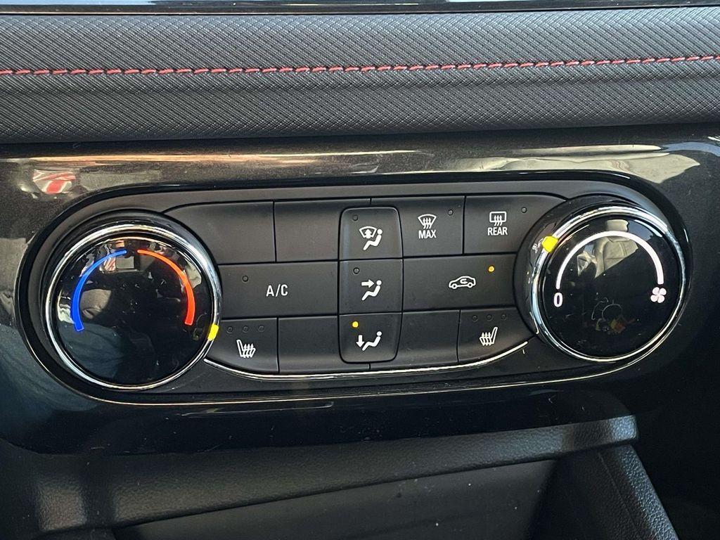 used 2025 Chevrolet TrailBlazer car, priced at $26,843