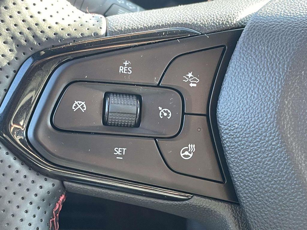 used 2025 Chevrolet TrailBlazer car, priced at $26,843