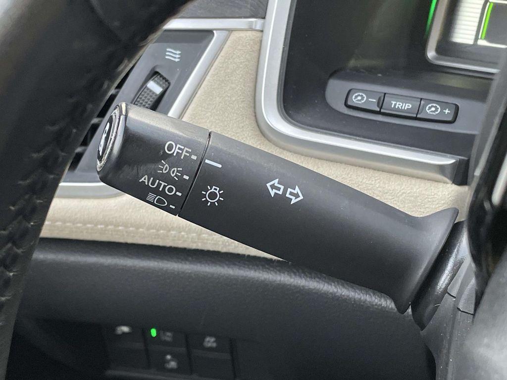 used 2018 Honda Clarity Plug-In Hybrid car, priced at $14,706