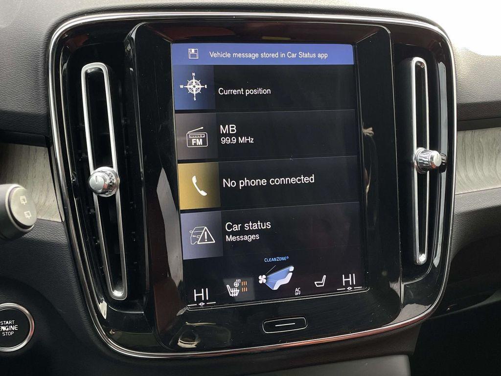 used 2019 Volvo XC40 car, priced at $17,125