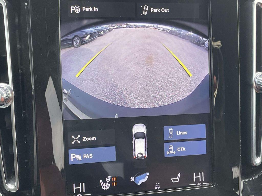 used 2019 Volvo XC40 car, priced at $17,125