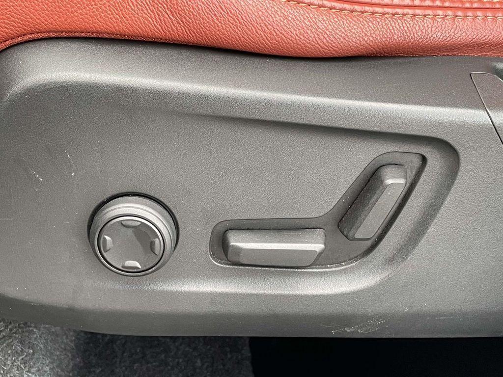 used 2019 Volvo XC40 car, priced at $17,125